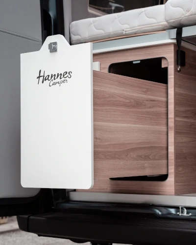 Heck-mit-Schrank Heck mit Schrank